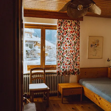 Haus Am Weiher * シュヴァンガウ